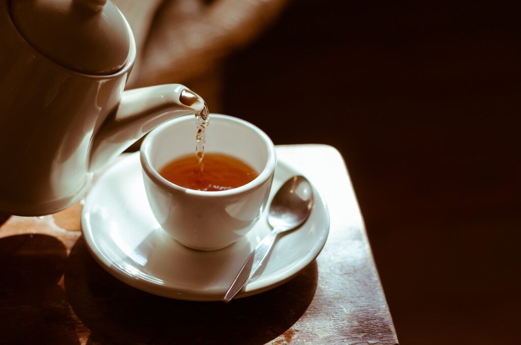 7 Benefits of Saffron Tea