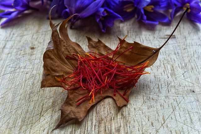 how to spot fake saffron