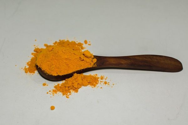 Difference Between Saffron vs Turmeric