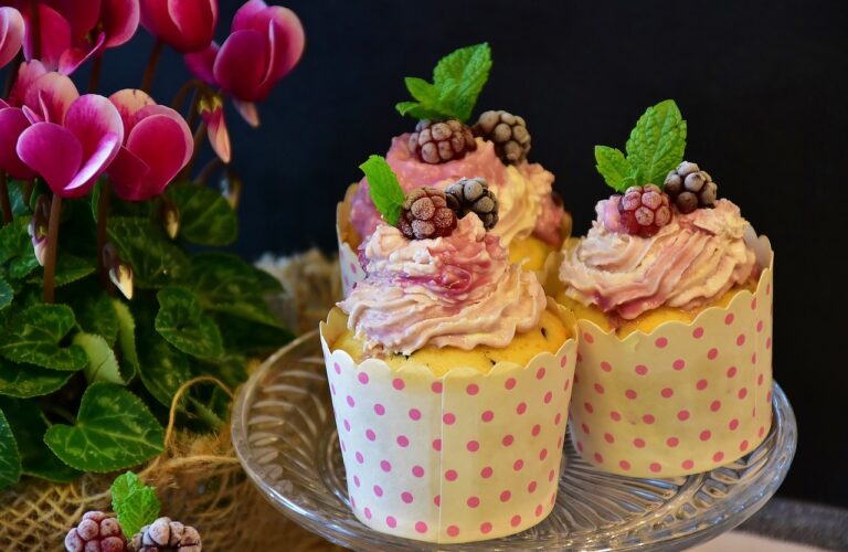 How to make saffron cake